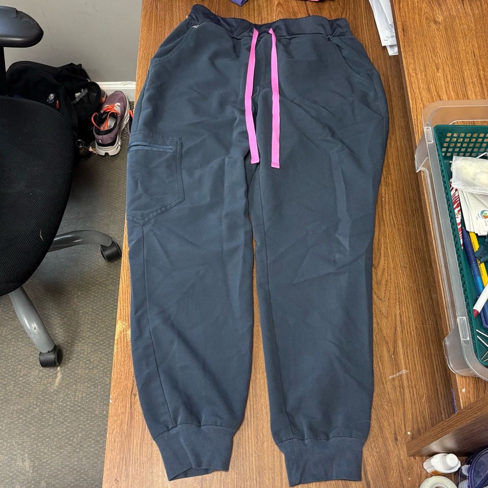 FIGS Navy Zamora Jogger Scrubs with Pink Drawstring